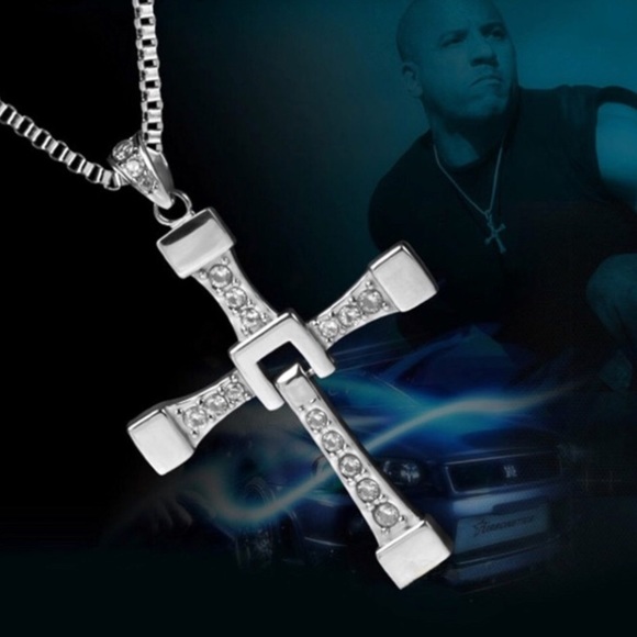 Silver Men's Cross Necklace - Picture 5 of 8